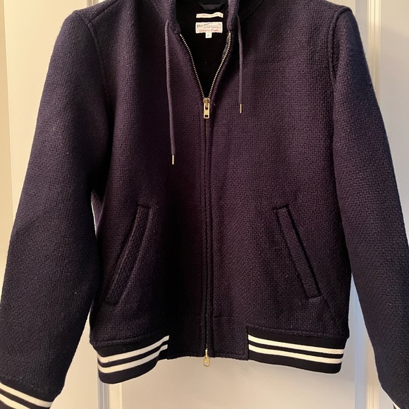 Men’s varsity zip (L) hoodie. Rare. Found in shop near Yale. Workmanship is 🥇 - Picture 2 of 3